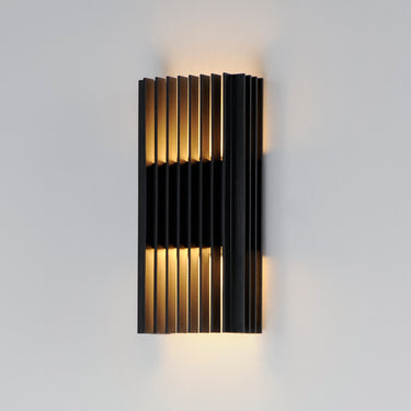 ET2 Rampart Medium LED Outdoor Wall Sconce Black