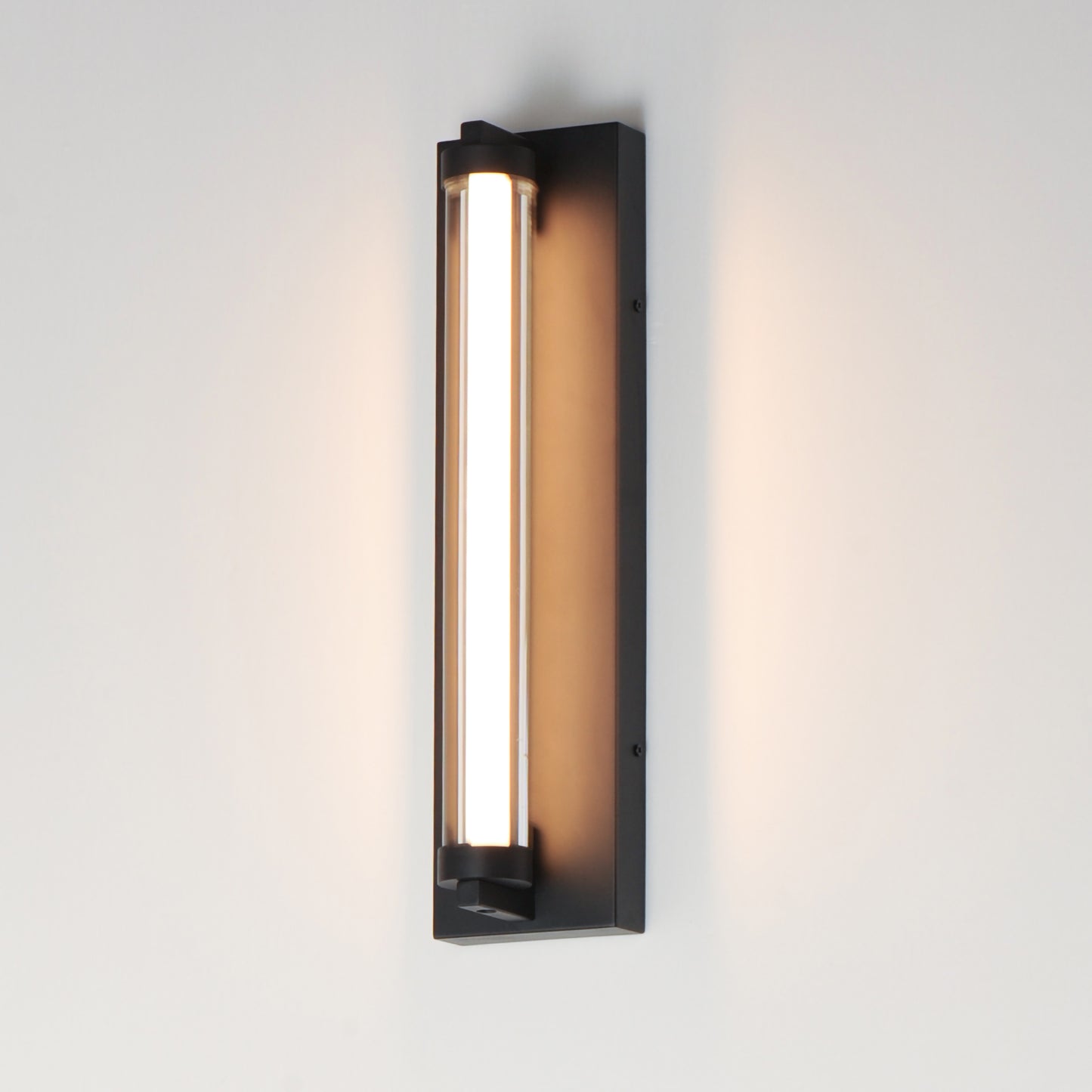 ET2 Fuse 18" LED Outdoor Wall Sconce