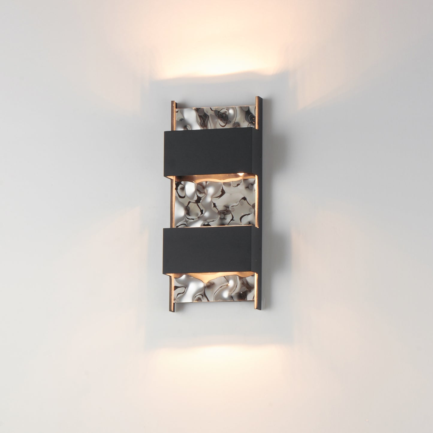 ET2 Coulee LED Outdoor Wall Sconce