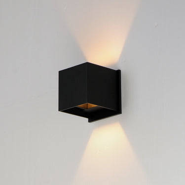 ET2 Alumilux: Cube LED Outdoor Wall Sconce Black