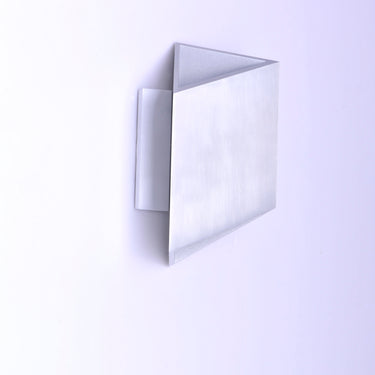 ET2 Alumilux: Facet LED Outdoor Wall Sconce Satin Aluminum