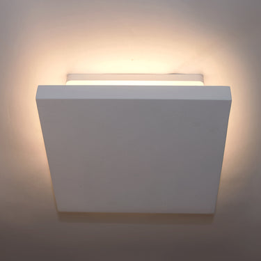 ET2 Alumilux: Tau LED Outdoor Wall Sconce White