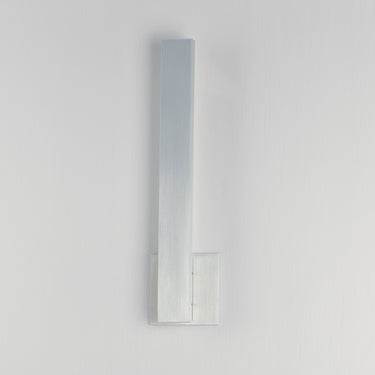 ET2 Alumilux: Line 5CCT 18" LED Outdoor Wall Sconce Satin Aluminum