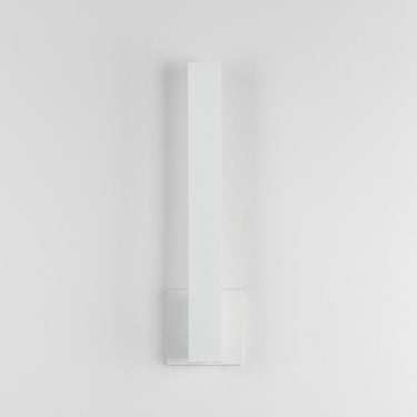 ET2 Alumilux: Line 5CCT 18" LED Outdoor Wall Sconce White