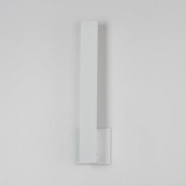 ET2 Alumilux: Line 5CCT 18" LED Outdoor Wall Sconce White
