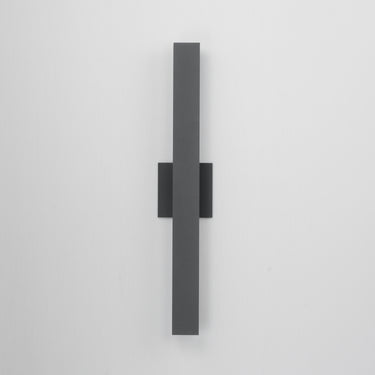 ET2 Alumilux: SideLine 24" LED Outdoor Wall Sconce Architectural Bronze