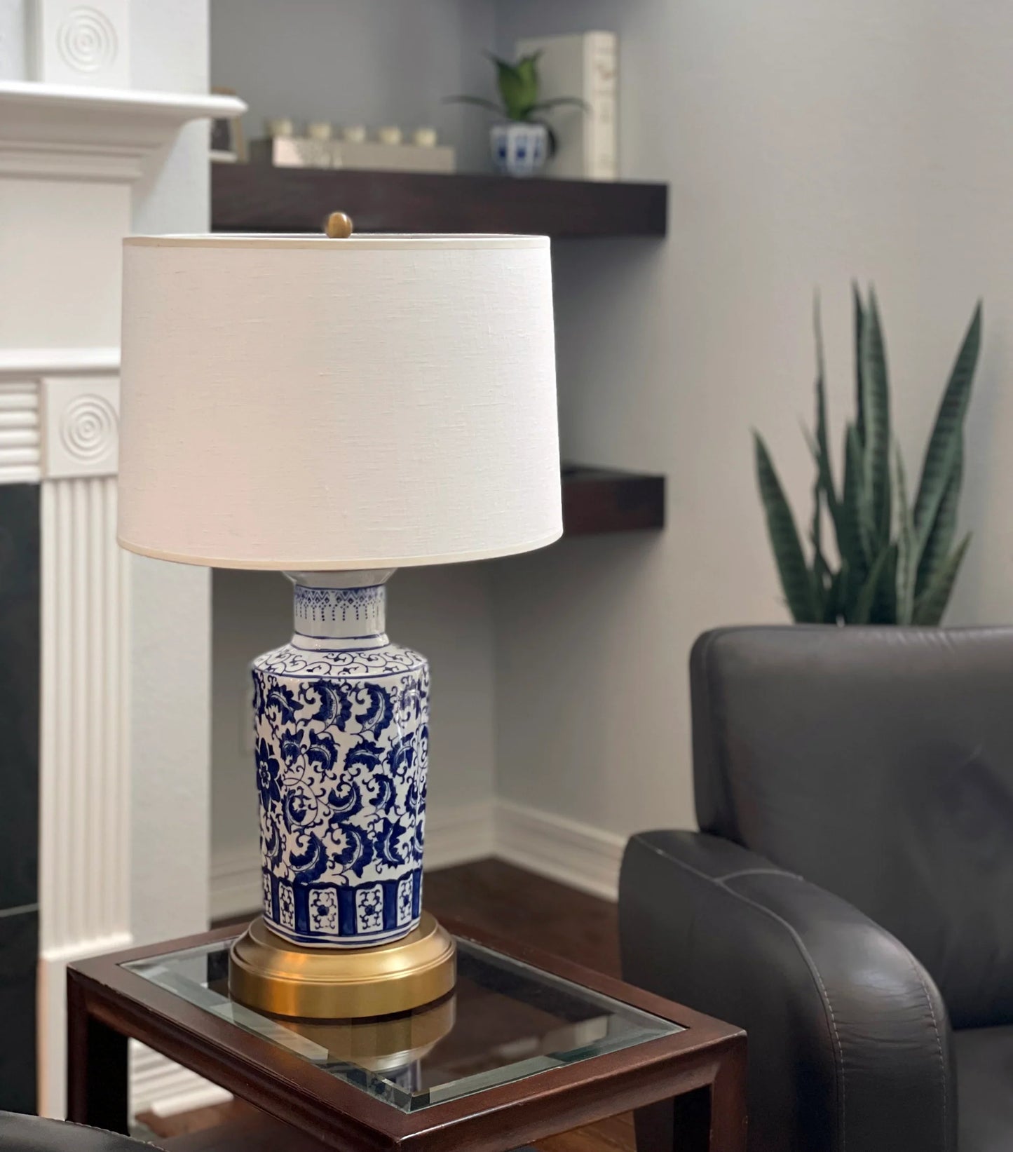 Decorative Brass Chinoiserie Table Light  | Cordless 