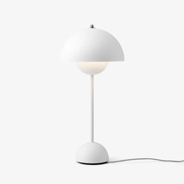 &Tradition Flowerpot Table Lamp VP3