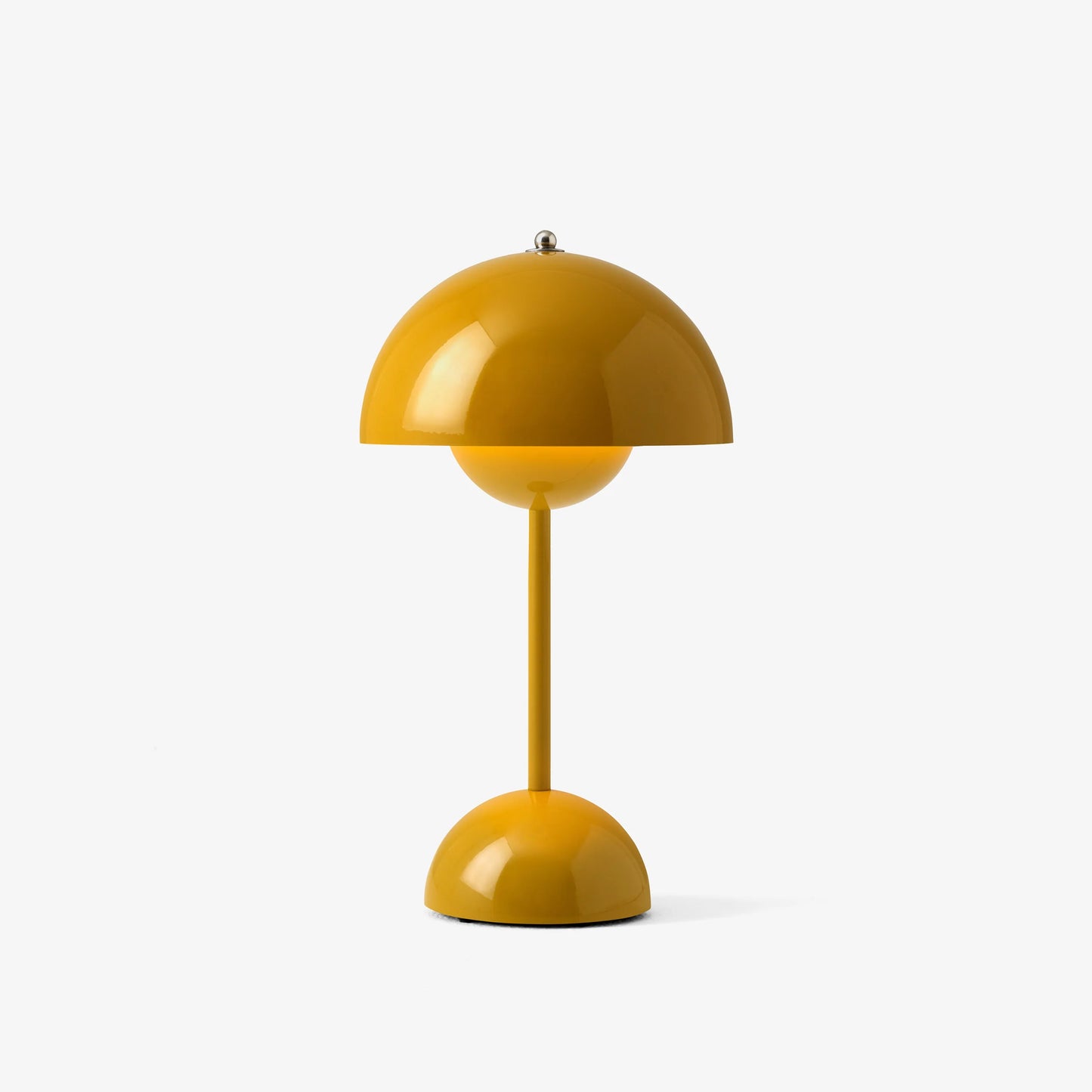 Flowerpot Portable Table Lamp VP9 by &Tradition | Loftmodern 33