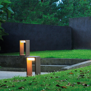 Frame outdoor low-level luminaire by Mario Ruiz