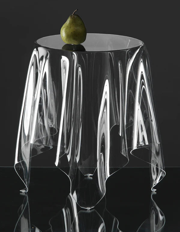 Grand Illusion Table Clear Large of Essey