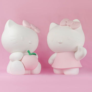 Hello Kitty Apple by Leblon Delienne, Matt White & Pastel Pink colorway, 26 cm – image 2