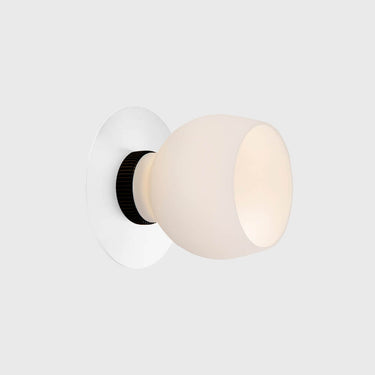 Viso Hito wall sconce in Matte White, 4.7 in, product photo