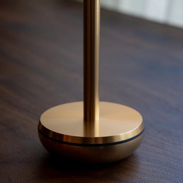 Humble Air Table Light