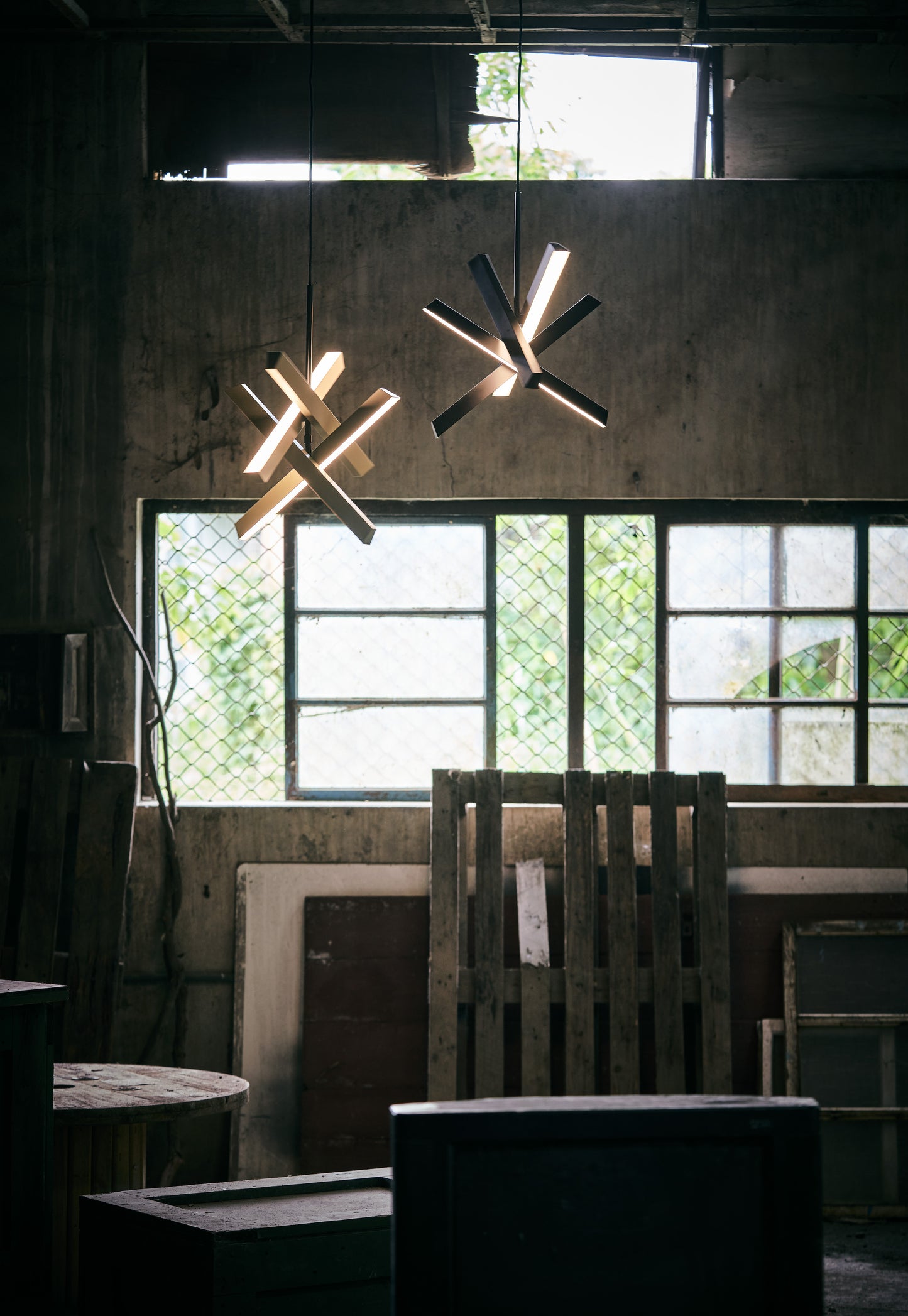 Seed Design Konnect Pendant PV4 Gold