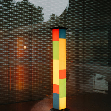 Santa & Cole decorative floor lamp with black lacquered wood base