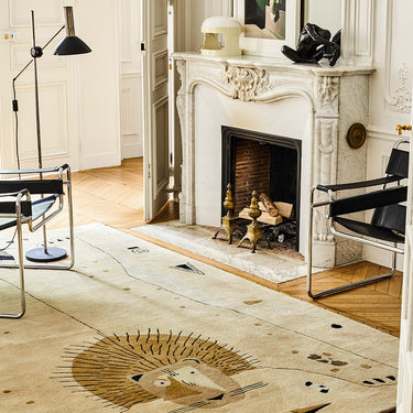 Lion wool rug, full view
