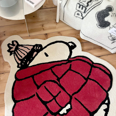Red & Pink Peanuts Snoopy Puffer Jacket Rug by Maison Deux, photo 4
