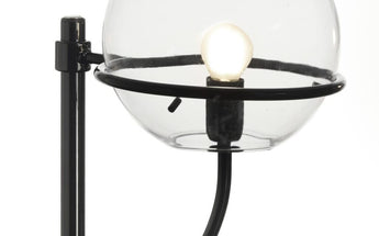 Lyndon 283 outdoor table lamp by Oluce in black, studio shot
