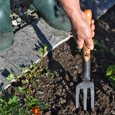 Garden Hand Fork by Master Shin’s Anvil – detail 6