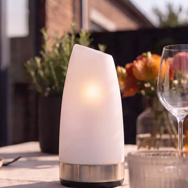 Margarita rechargeable lamp by NEOZ – in situ 2