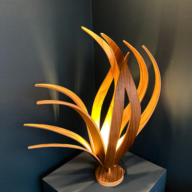 MacMaster Iris Table Lamp