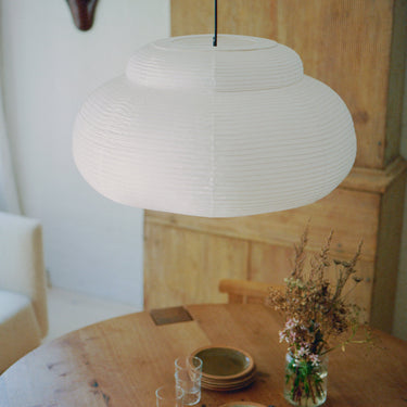 Made by Hand Papier Single 80 Pendant – studio and room photo 6