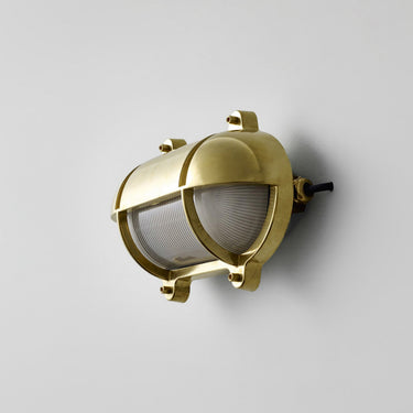 Original BTC Oval Bulkhead with Eyelid Shield, Polished Brass – detail 1