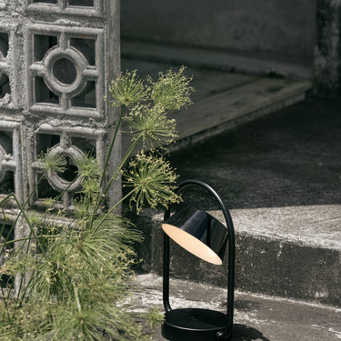 Seed Design Olo Ring Portable Table Lamp Black