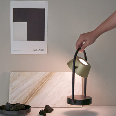 Seed Design Olo Ring Portable Table Lamp Gold