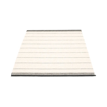 Pappelina Rug Belle Black