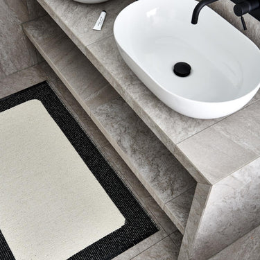 Pappelina Rug Ilda Black