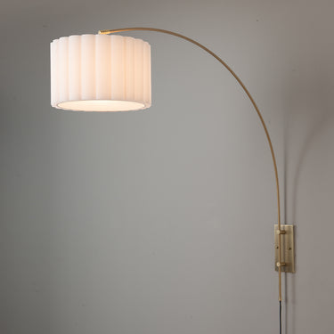 Nova Scalloped Wall Arc Lamp, photo 4
