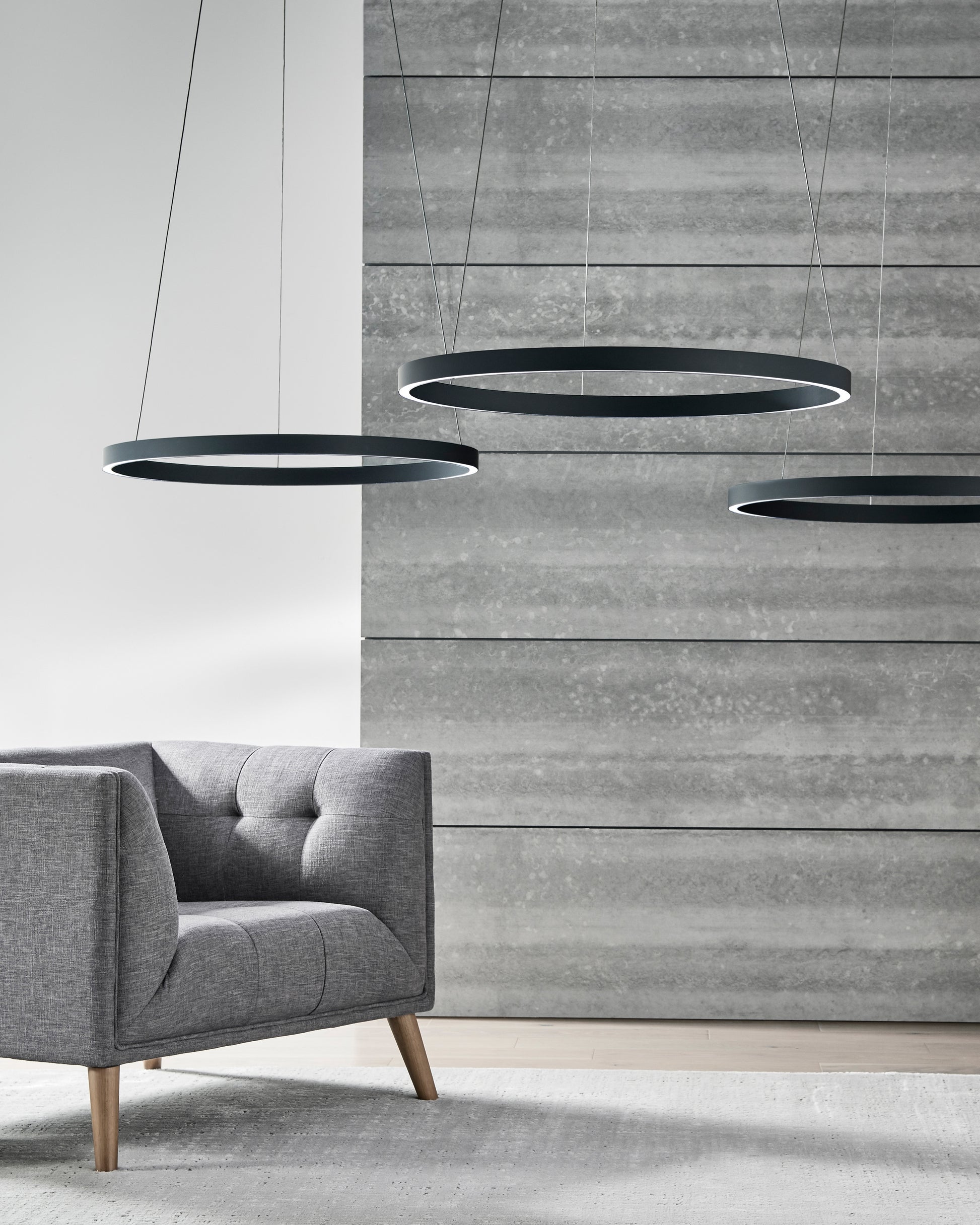 Fiama Round Pendant Black