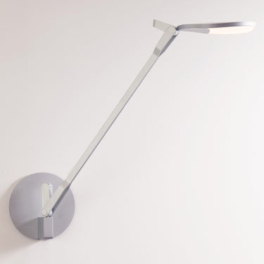 Versatile Splitty LED wall fixture suitable for hotel rooms and home offices