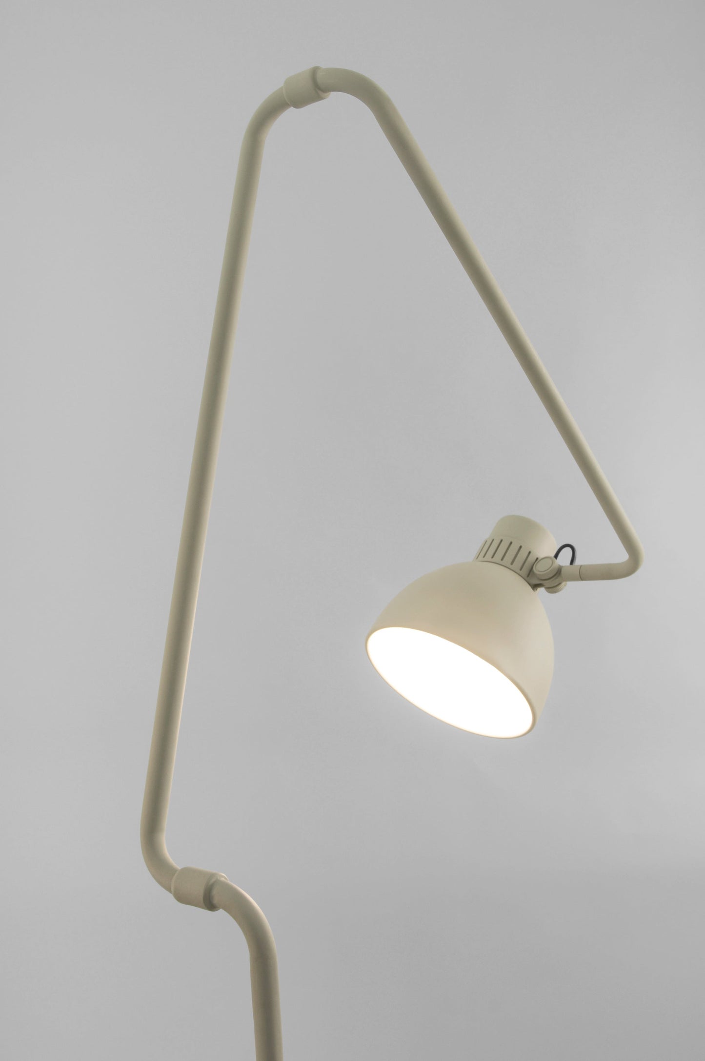 B.Lux System F50 Floor Lamp