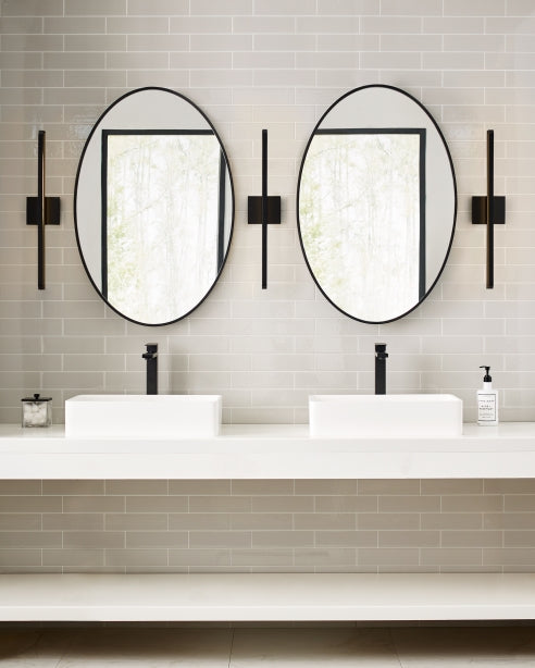 Banda 24 Bath/Wall Sconce | Visual Comfort Modern