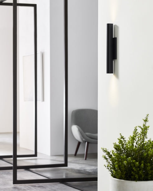 Chara Square 17 LED Outdoor Wall Sconce | Visual Comfort Modern