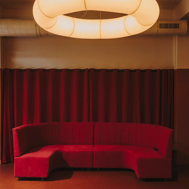 Tekiò Oval P12 pendant light for hotel lobbies and dining spaces
