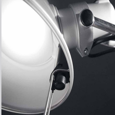 Artemide Tolomeo Classic desk lamp with inset pivot and adjustable arms in aluminum finish