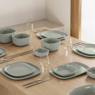 Vahlo Stoneware Shallow Serving Bowl Blomus 64758