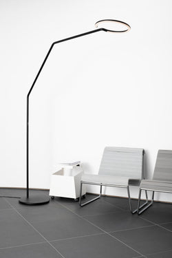 Discover the Artemide Vine LED Floor Lamp — adjustable, dimmable lighting ideal for modern homes, offices, and commercial interiors.