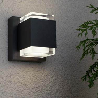 Weather resistant bronze wall lamp, Voto 6, commercial security lighting, robust aluminum construction.