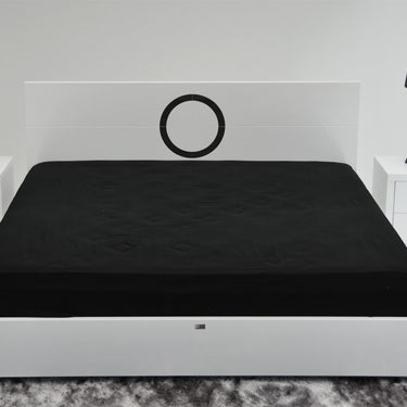 AX Ovidius White Crocodile Lacquer Bed