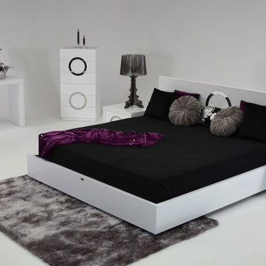 AX Ovidius White Crocodile Lacquer Bed