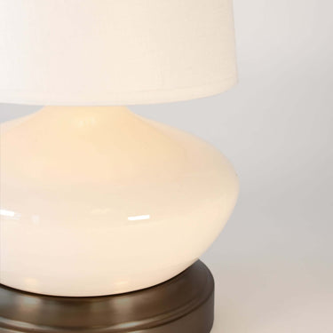 Bella rechargeable lamp, Ivory & Dark Brass – view 3