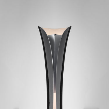 Cadmo Floor Lamp styled in a modern interior, view 3