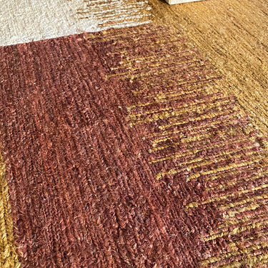 Cala jute rug in Gold, close-up detail