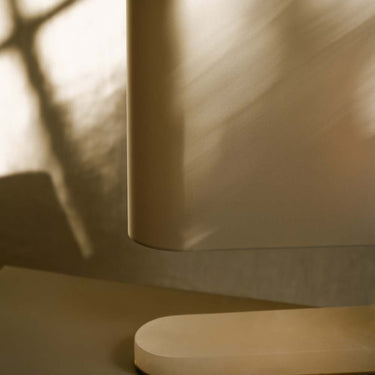 Columbo table lamp in a styled interior, view 1