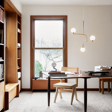 Globe table lamp, Black and Opal, styled in a room | Mobil by Pholc (3)